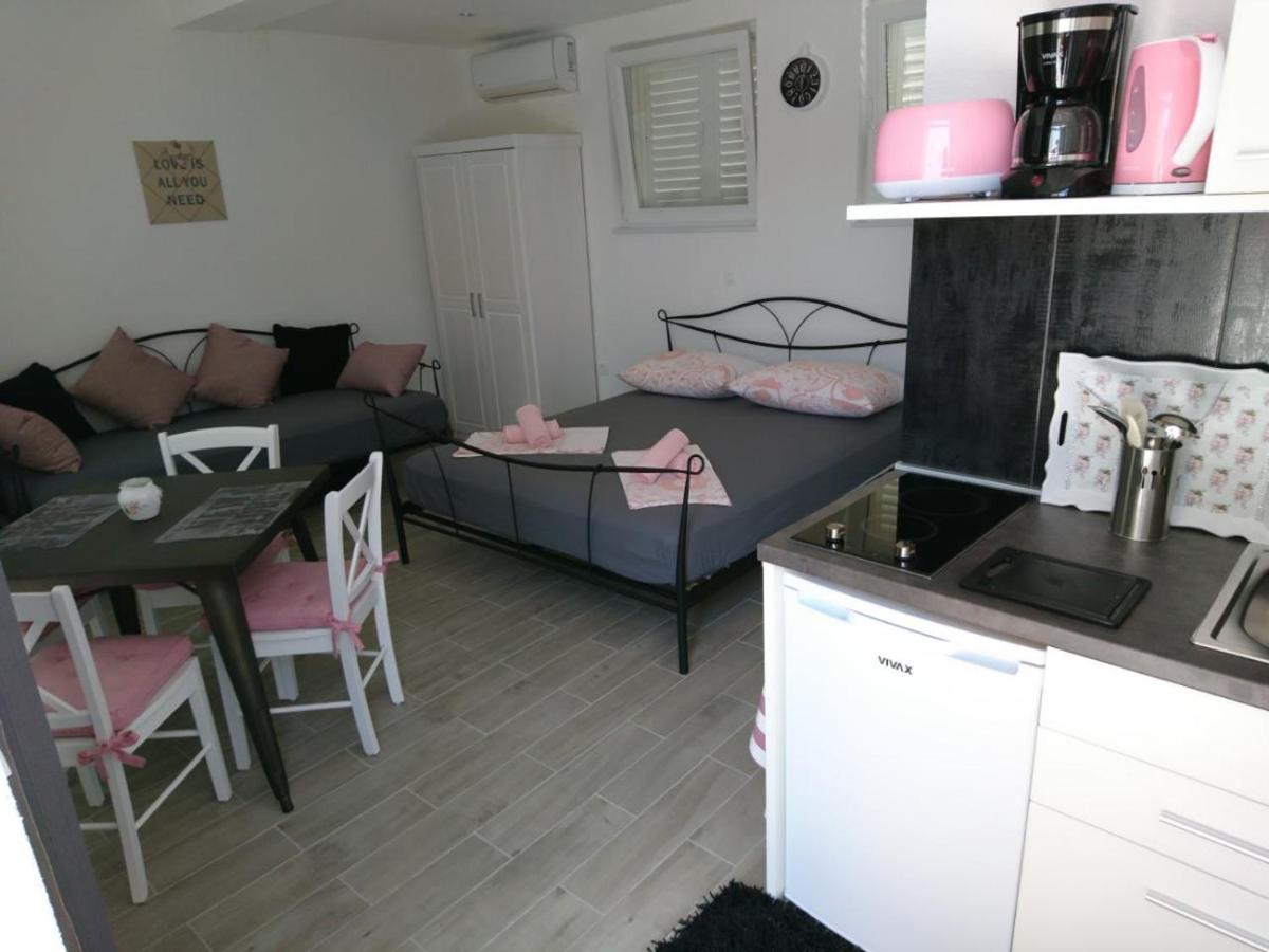 Nessa & Meli Apartment Makarska Bagian luar foto