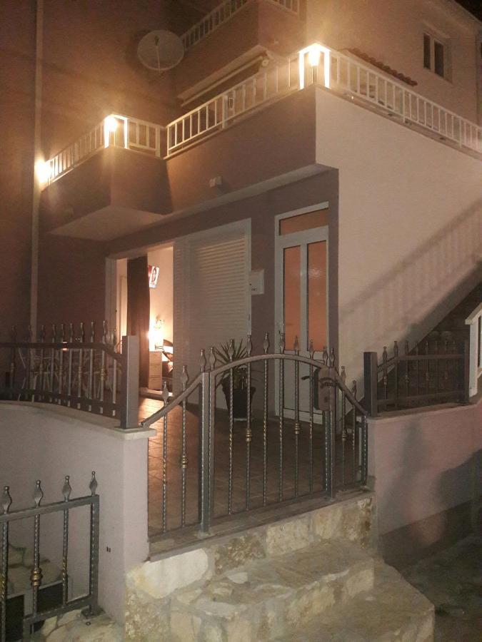 Nessa & Meli Apartment Makarska Bagian luar foto