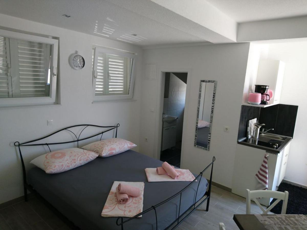 Nessa & Meli Apartment Makarska Bagian luar foto