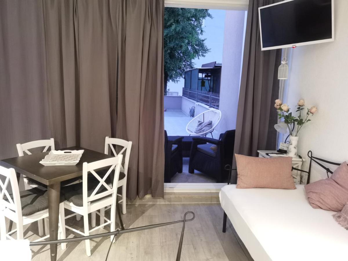 Nessa & Meli Apartment Makarska Bagian luar foto